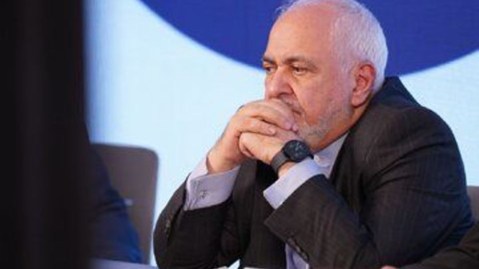 تصاویری جالب از دکمه سردست محمدجواد ظریف