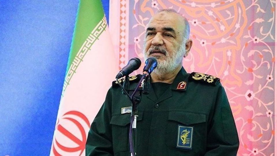 هشدار سرلشکر سلامی به آمریکا و اسرائیل/ سر جایتان بنشینید