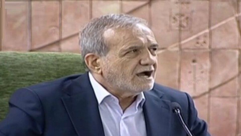 پزشکیان: ترامپ خوابش را ببیند نارسایی‌ها را به رخ ما بکشد