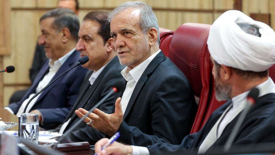 پزشکیان: مگر می‌توانند ایران را تحریم کنند