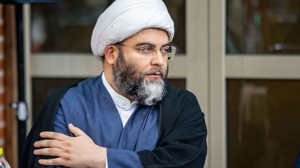 حمله رییس سازمان تبلیغات، علیه باهنر