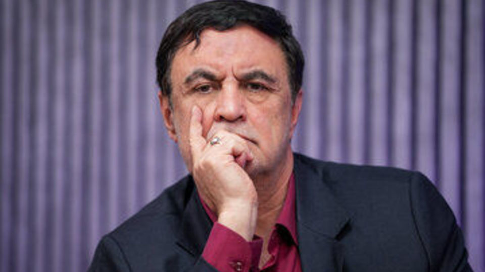 ناصر ایمانی در گفتگو با نامه نیوز : کابینه باید ترمیم شود