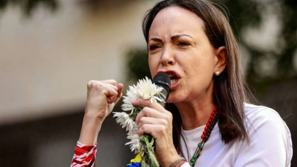 برنده صلح نوبل: به ونزوئلا حمله کنید