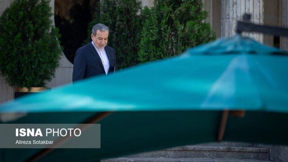 عراقچی: مذاکره با آمریکا اگر در کار باشد فقط درباره پرونده هسته‌ای است