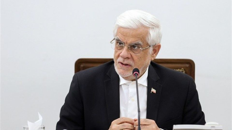 عارف: می‌توان ایران را به مرجعیت علمی دنیا تبدیل کرد