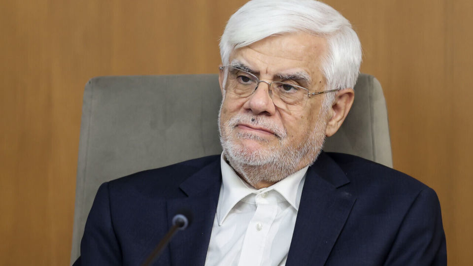 واکنش نصیرپور به شایعه استعفای «عارف»