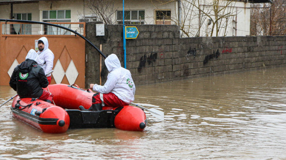 هشدار هلال‌احمر درباره سامانه بارشی نیرومند؛ احتمال وقوع آبگرفتگی و سیل در ۴ استان/آماده‌باش تیم‌های امدادی
