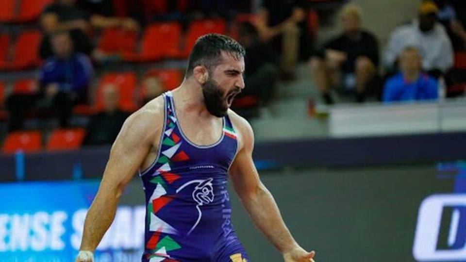 مبارزه دشوار حسن یزدانی در فینال مقابل نفر سوم جهان مجتبی گلیج، حریف حسن یزدانی در فینال لیگ برتر کشتی آزاد