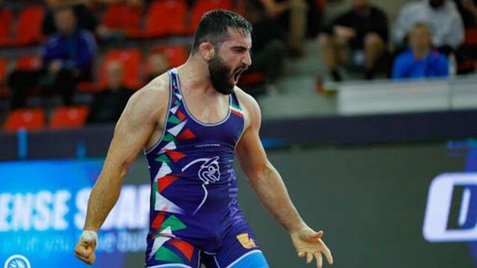 مبارزه دشوار حسن یزدانی در فینال مقابل نفر سوم جهان مجتبی گلیج، حریف حسن یزدانی در فینال لیگ برتر کشتی آزاد