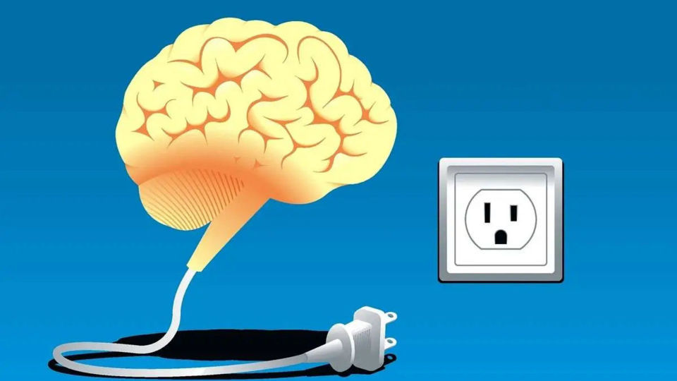 علائمی که نشان می‌دهد مغزتان خسته است راه‌حل