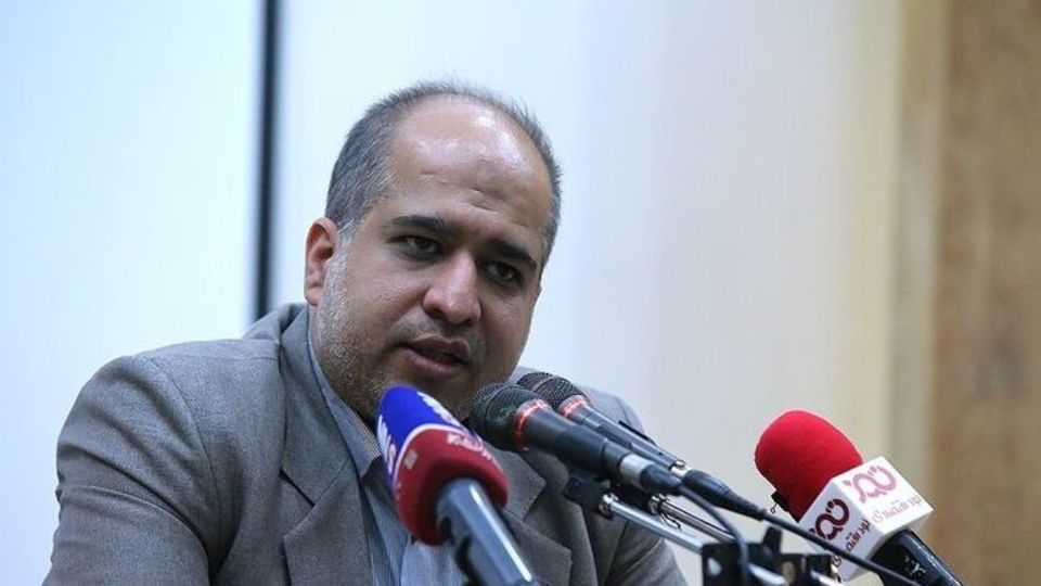 خضریان: وزارت جهاد کشاورزی جیب مردم را می‌زند