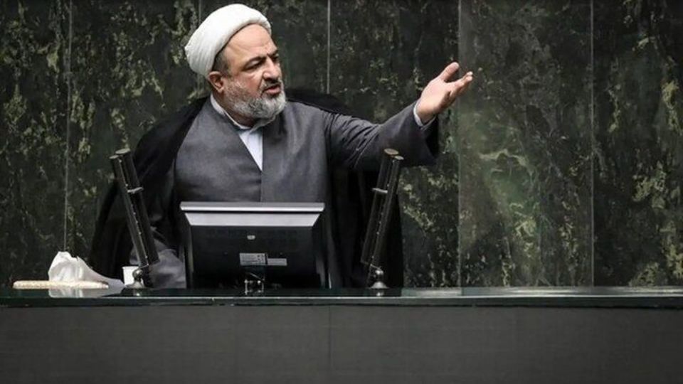 رسایی: باید مشخص شود چه کسی مسئول پاسخگویی معیشت مردم است