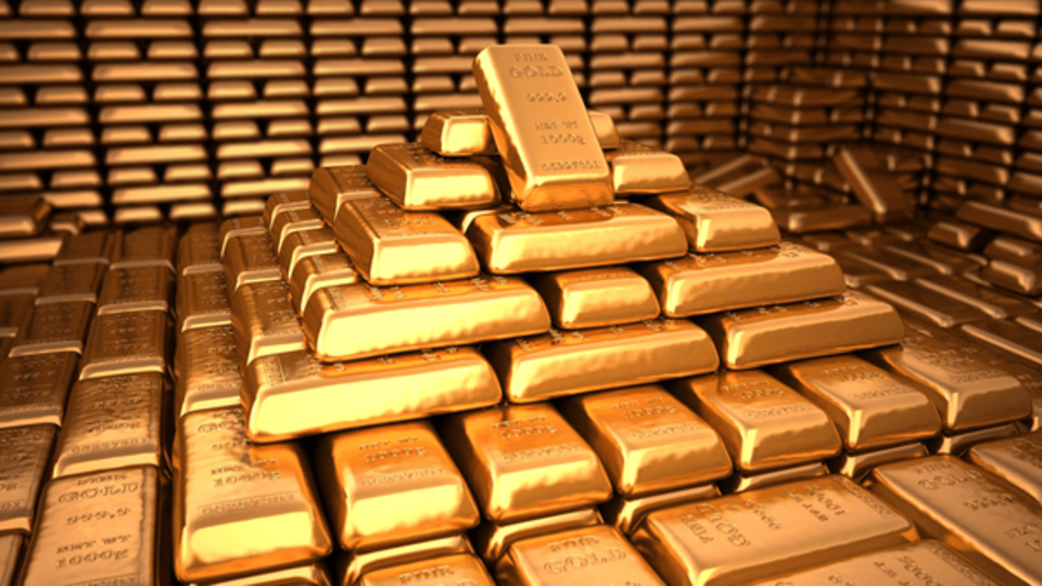 استخراج ۹۵ تن طلا از زمین فوتبال