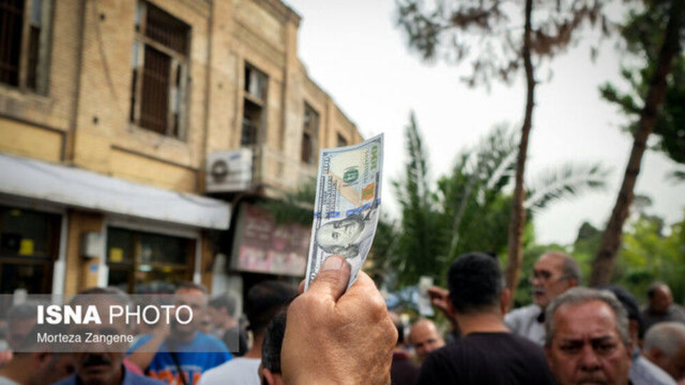 چرا دلار یاغی شد؟